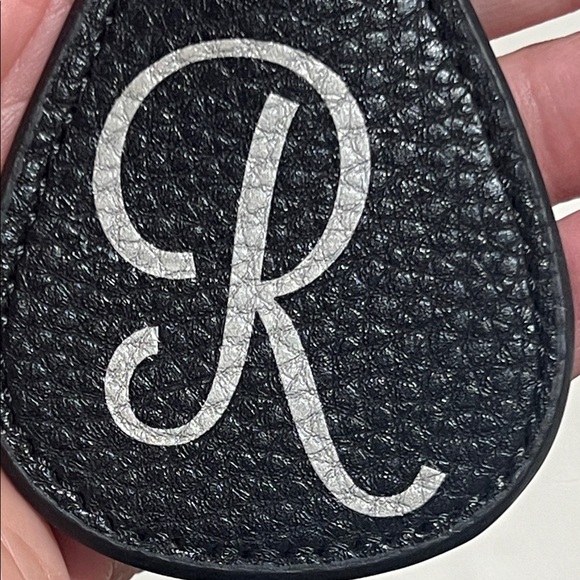 Thirty-One Initial Key Fob Black Keychain with Silver Initial R - Picture 4 of 4